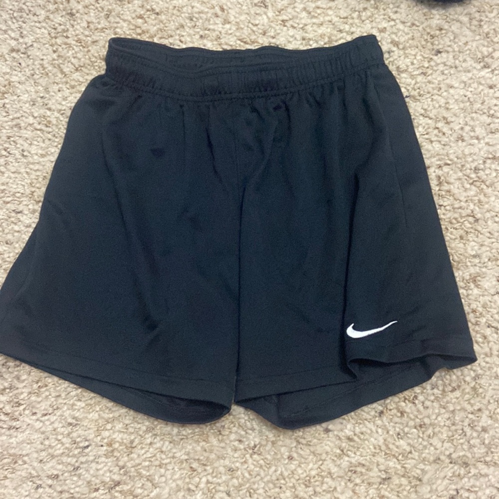 Women’s small basketball shorts with adjustable strings